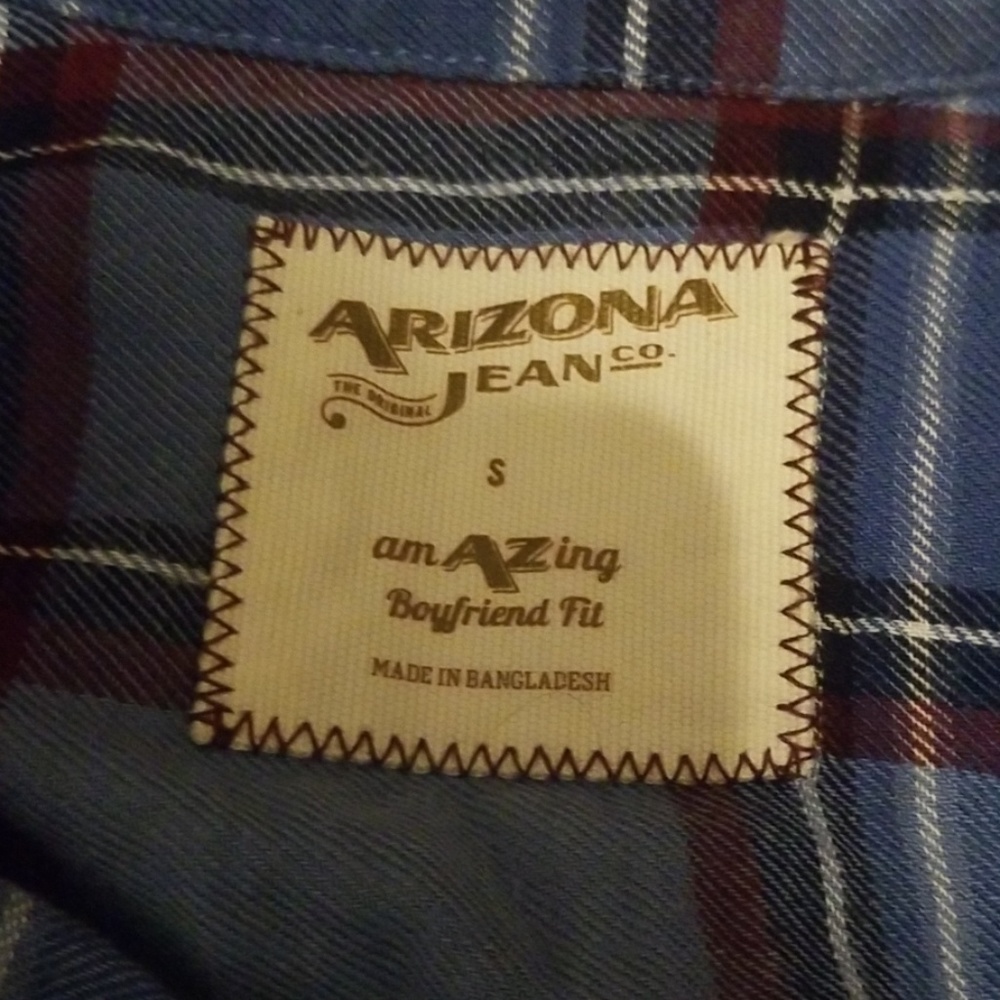 Button up - Picture 7 of 7
